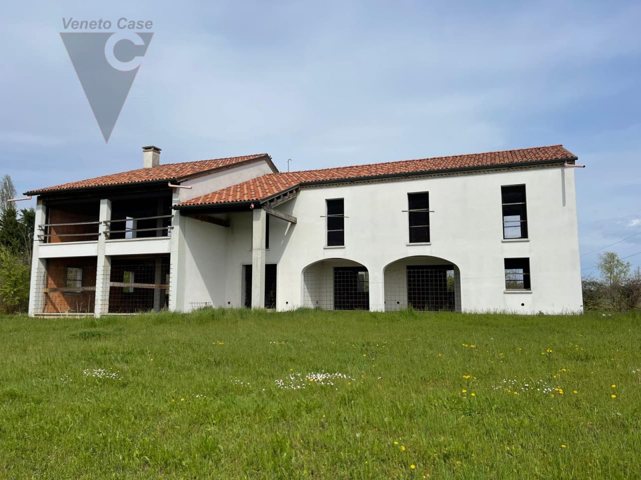 Legnaro – Villa Singola Al Grezzo Su Lotto Di 6.000 Mq