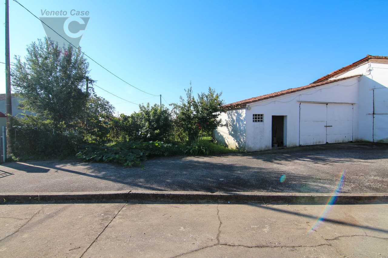 Casa Singola Su 2 Livelli 5