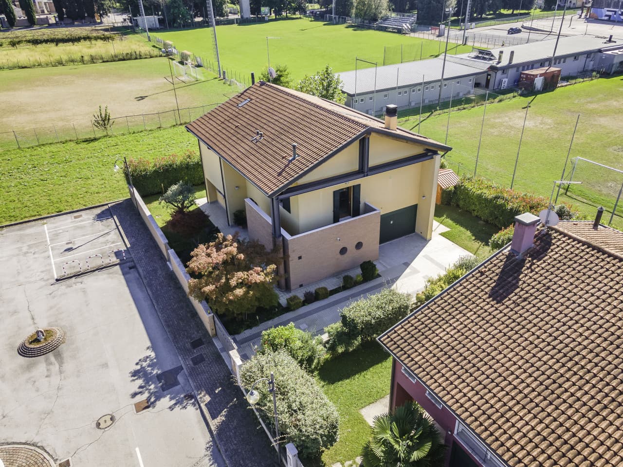 Villa Singola Di Prestigio Con Finiture Di Lusso