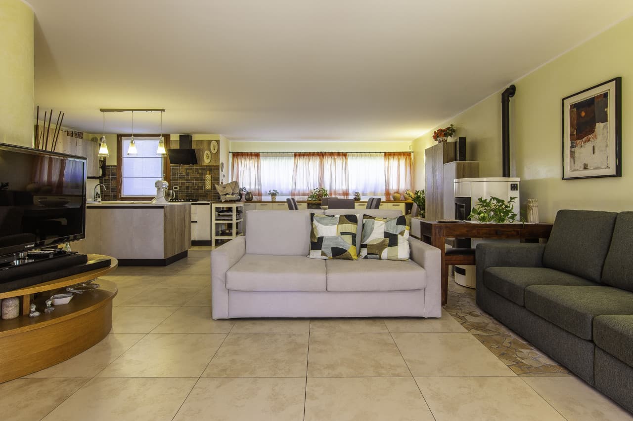 Villa Singola Di Prestigio Con Finiture Di Lusso 4