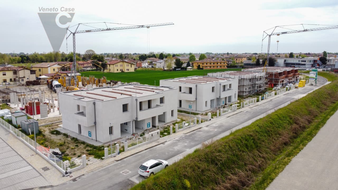 Legnaro – Nuove Porzioni Di Trifamiliare Di Testa 3