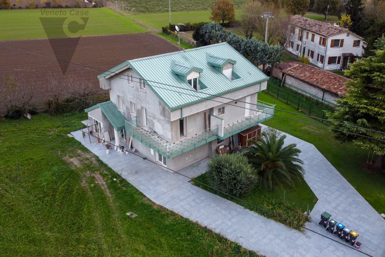 Rio - Bifamiliare Nuova Con Grande Giardino 2