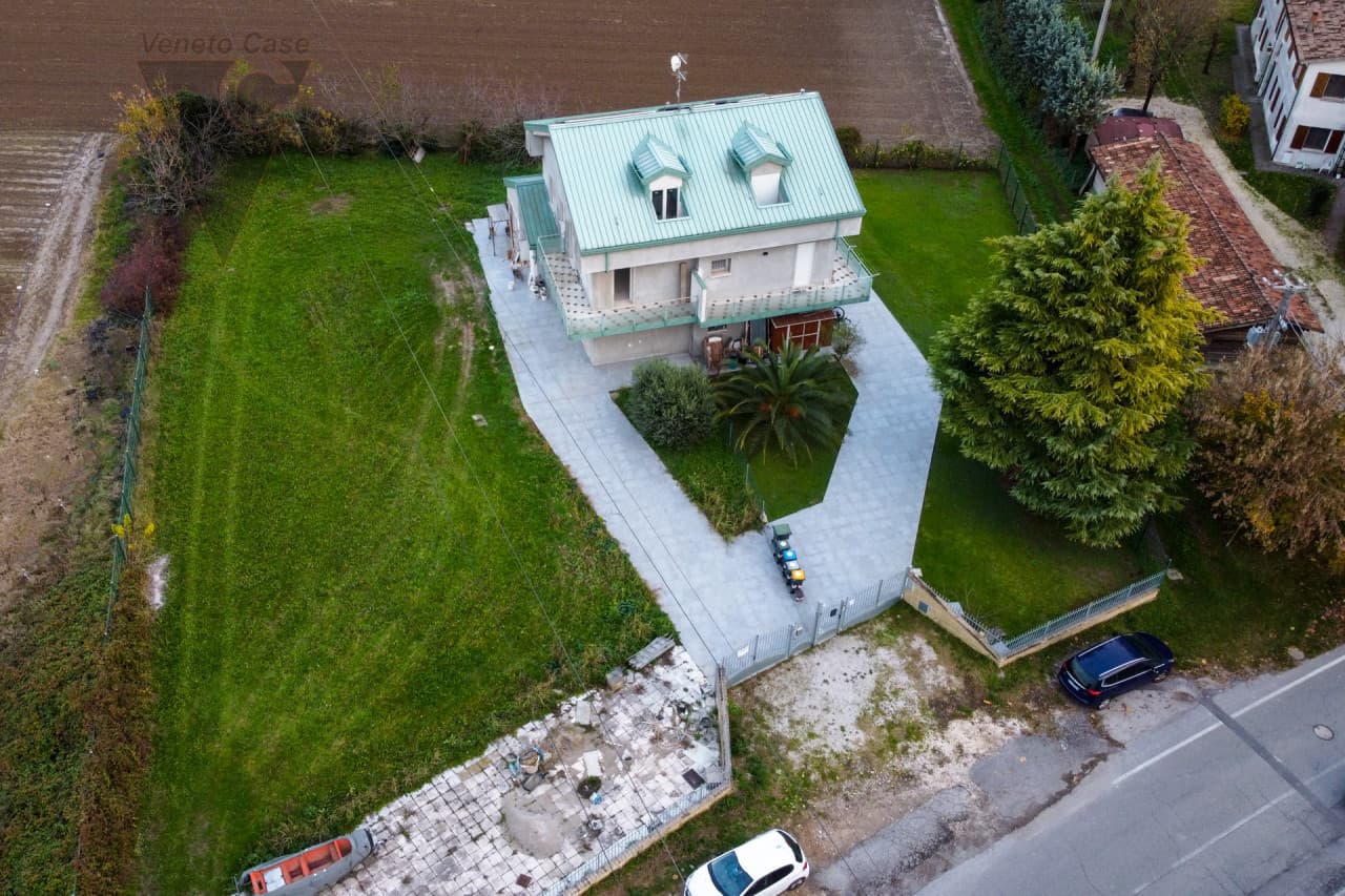 Rio - Bifamiliare Nuova Con Grande Giardino 3