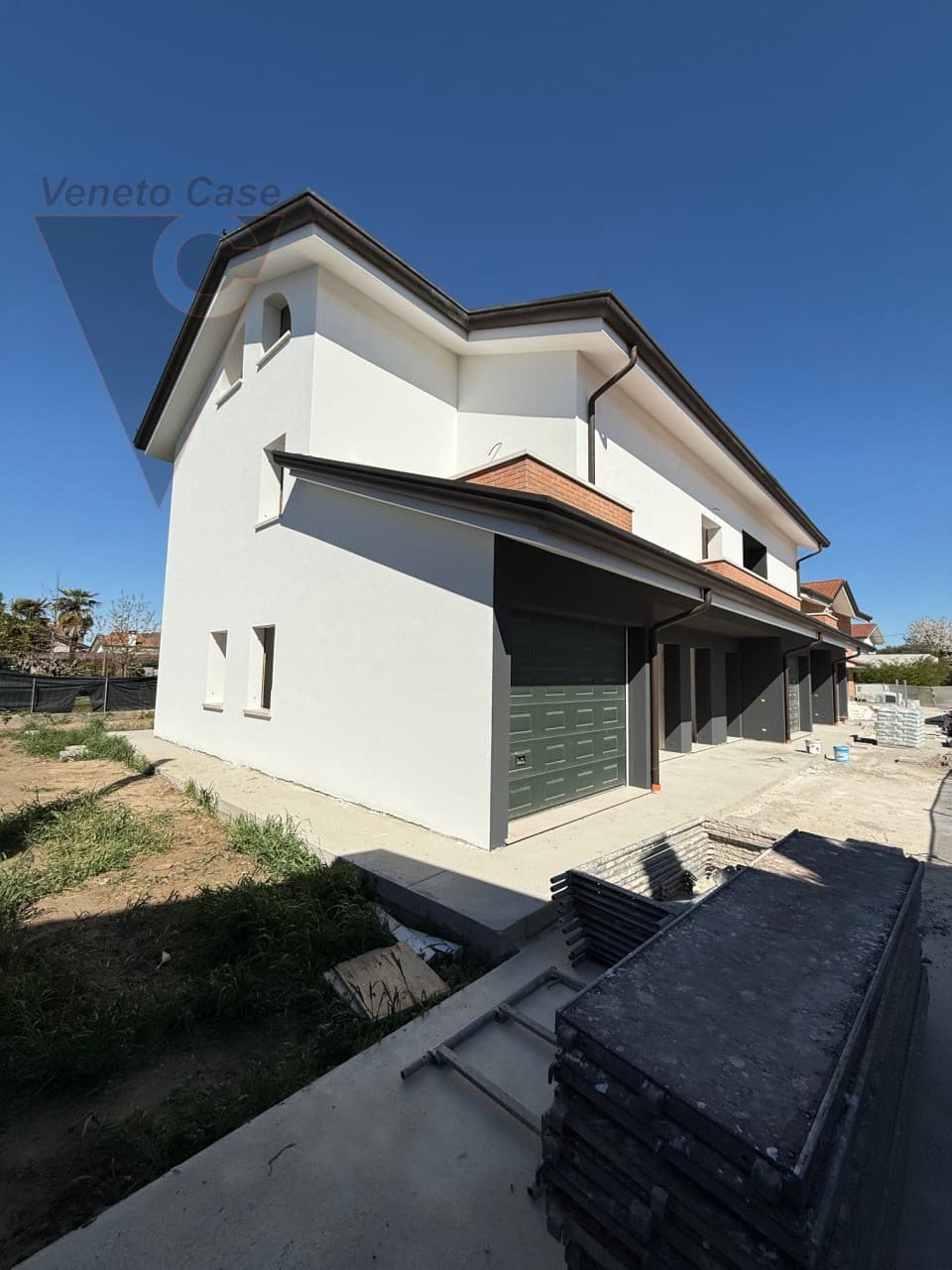 Legnaro – Ampie Trifamiliari 3