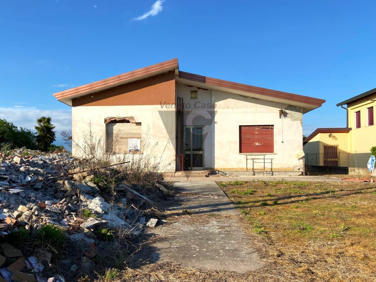 Lova - Casa Singola Unico Piano Con Ampio Giardino 5