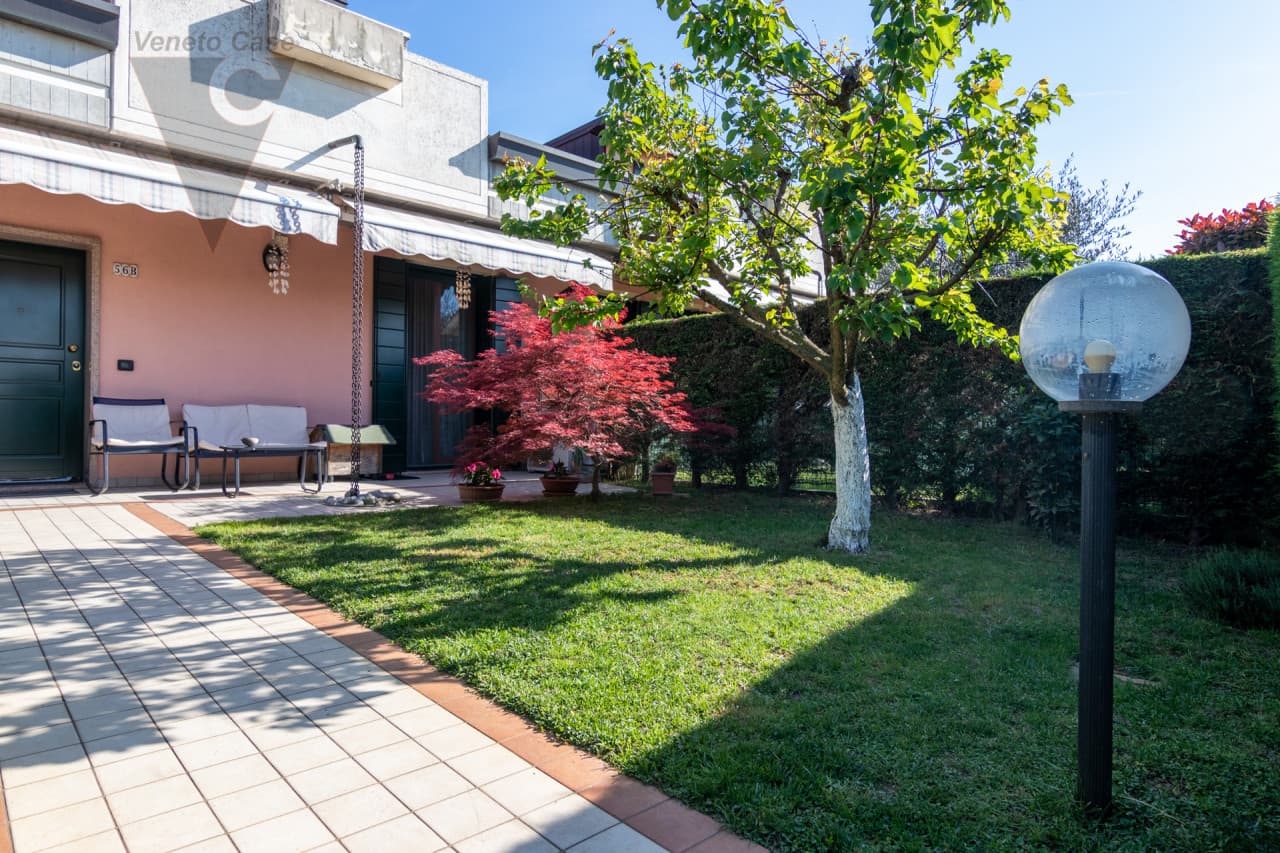 Roncaglia – Porzione Di Testa Di Villa A Schiera 5