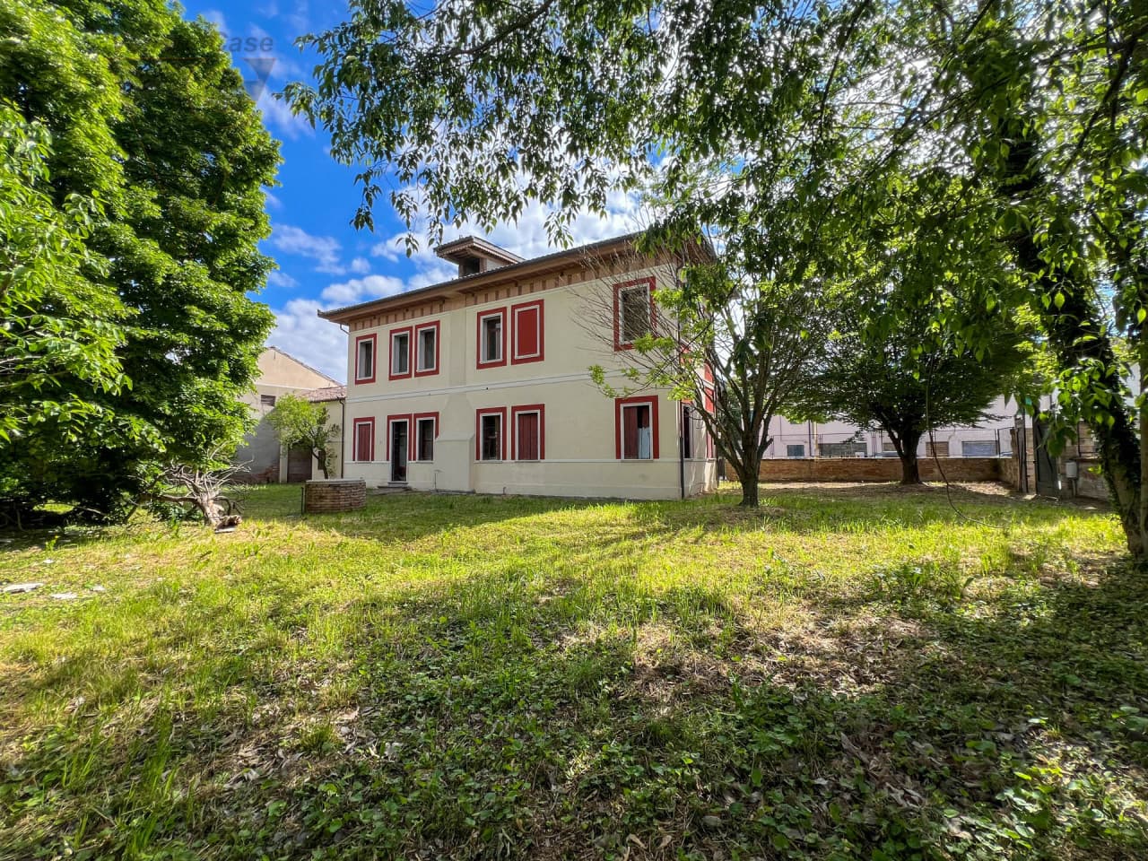 Villa “Liberty” Con Annessa Barchessa E Parco 4
