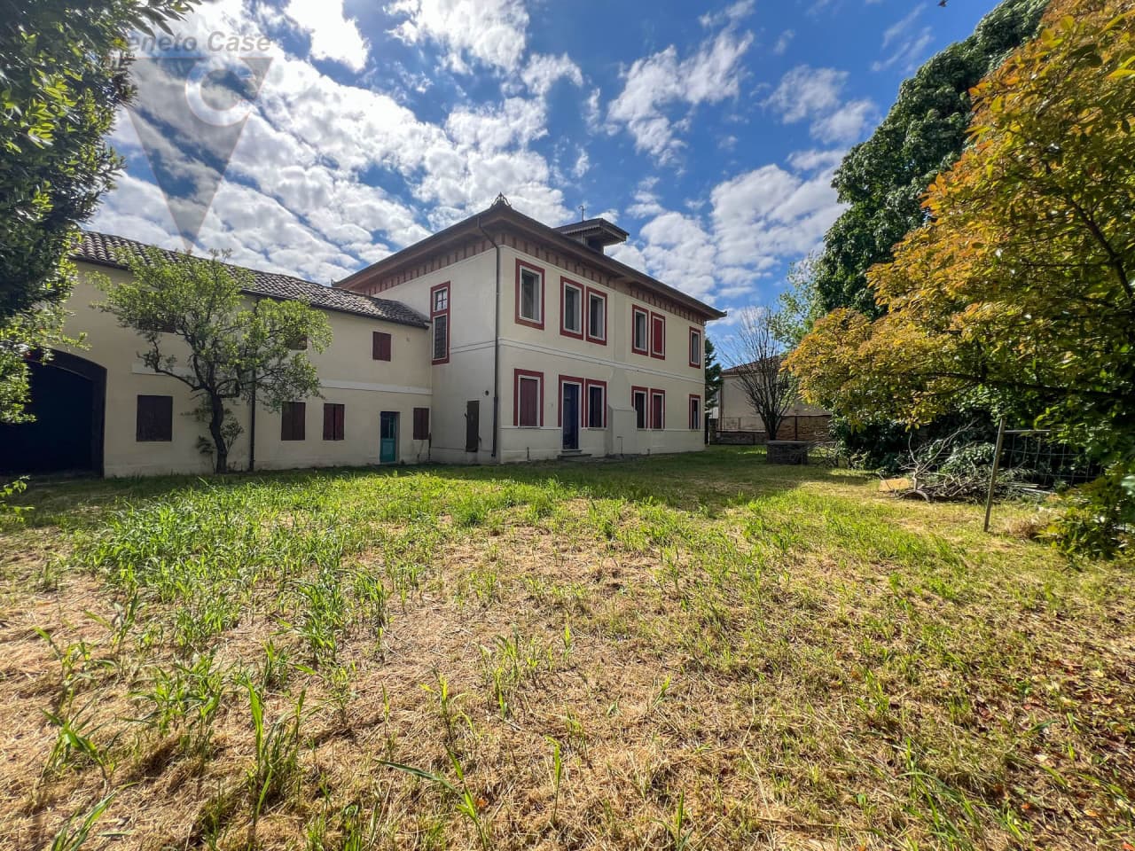 Villa “Liberty” Con Annessa Barchessa E Parco 5