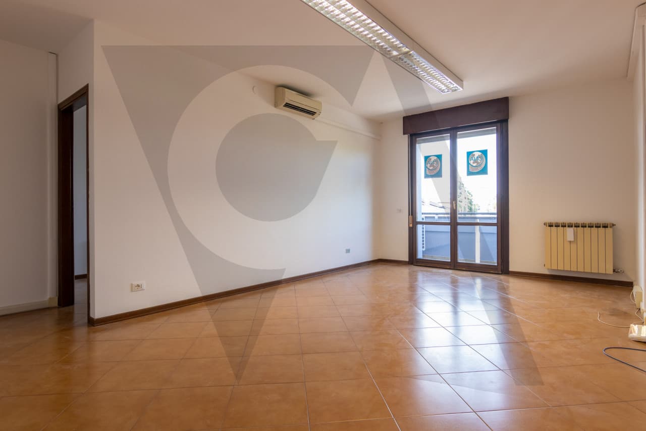 Roncaglia – Centralissimo E Ampio Appartamento 2