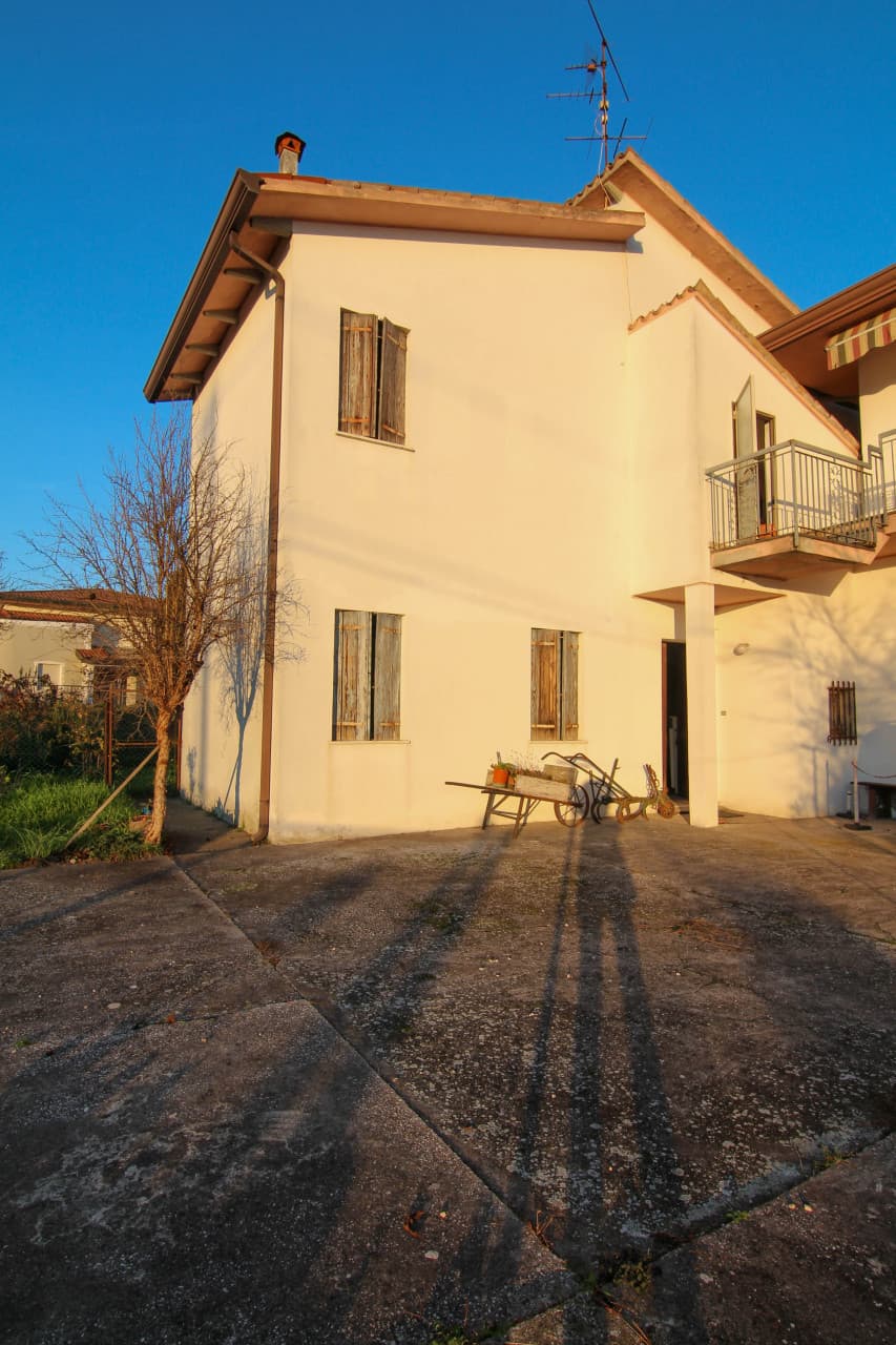 Cona: Casa Indipendente 3