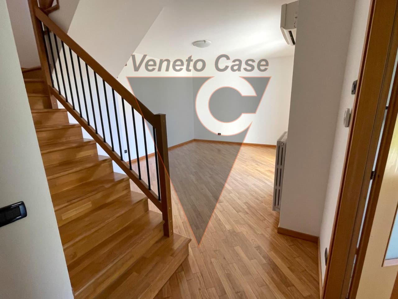 Villatora Centro - Appartamento Bicamere Su Due Livelli Con Giardino Privato 3