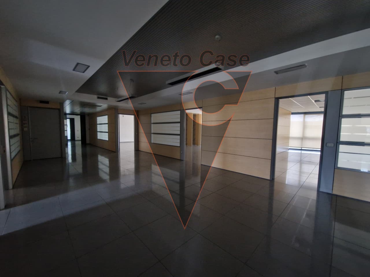 Prestigioso Ufficio In Affitto Nella Zona Industriale Di Camin, Padova 3