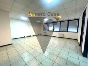 Immagine Ufficio - Noventa Padovana - 8311779 - 8369231 - Venetocase