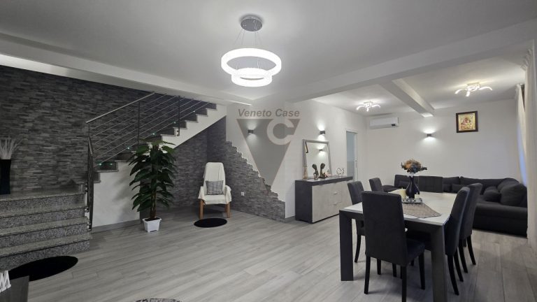 Immagine Galta - Splendida Casa Singola Con Giardino - 8409681 - 8409688 - Venetocase