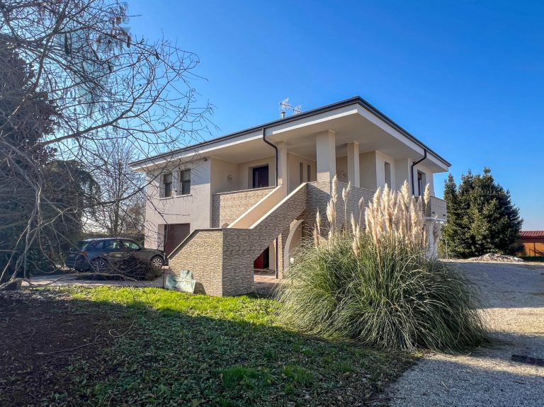 Immagine Correzzola: Bifamiliare Piano Terra - 8415833 - 8417001 - Venetocase