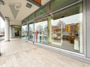 Immagine Mestrino - Negozio Ad Angolo - 8422119 - 8422416 - Venetocase