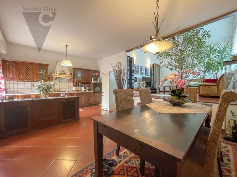 Immagine Oltrebrenta - Appartamento 3 Camere - 8426362 - 8426946 - Venetocase