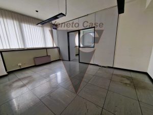 Immagine Padova - Zona Industriale Est - Uffici Luminosi - 8421832 - 8432697 - Venetocase