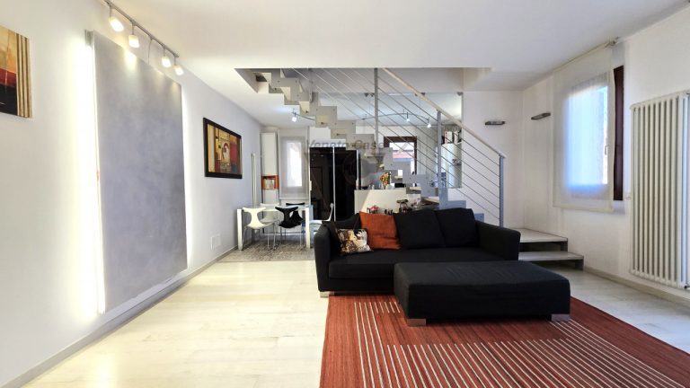 Immagine Fosso' - Centralissimo Quadrilocale Con Terrazzone - 8431238 - 8431243 - Venetocase